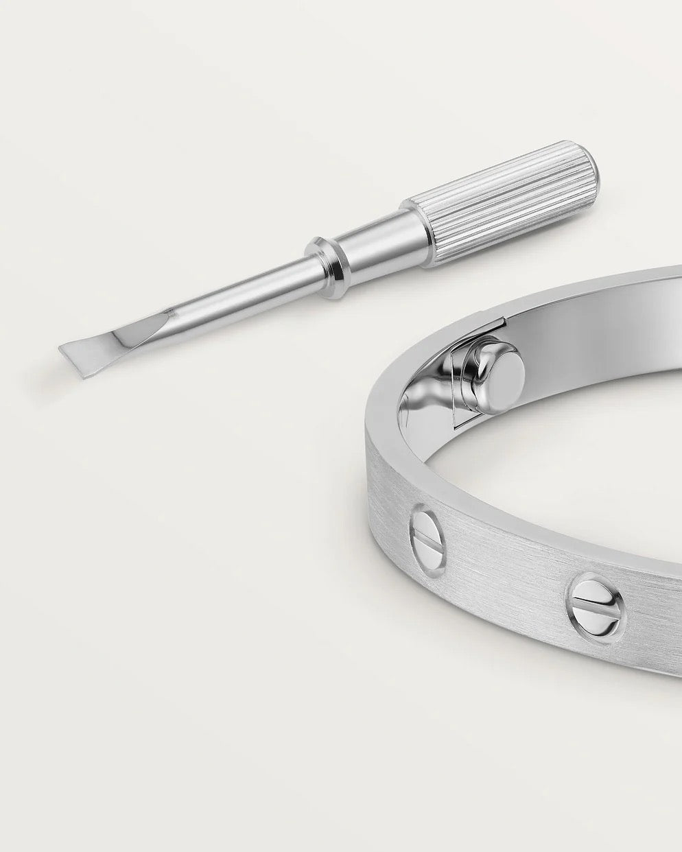 THE CLASSIQUE (SILVER)